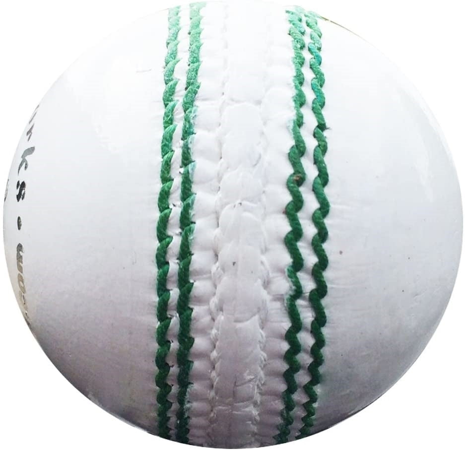 Cricket Ball T20 Daisy Cutter White Leather